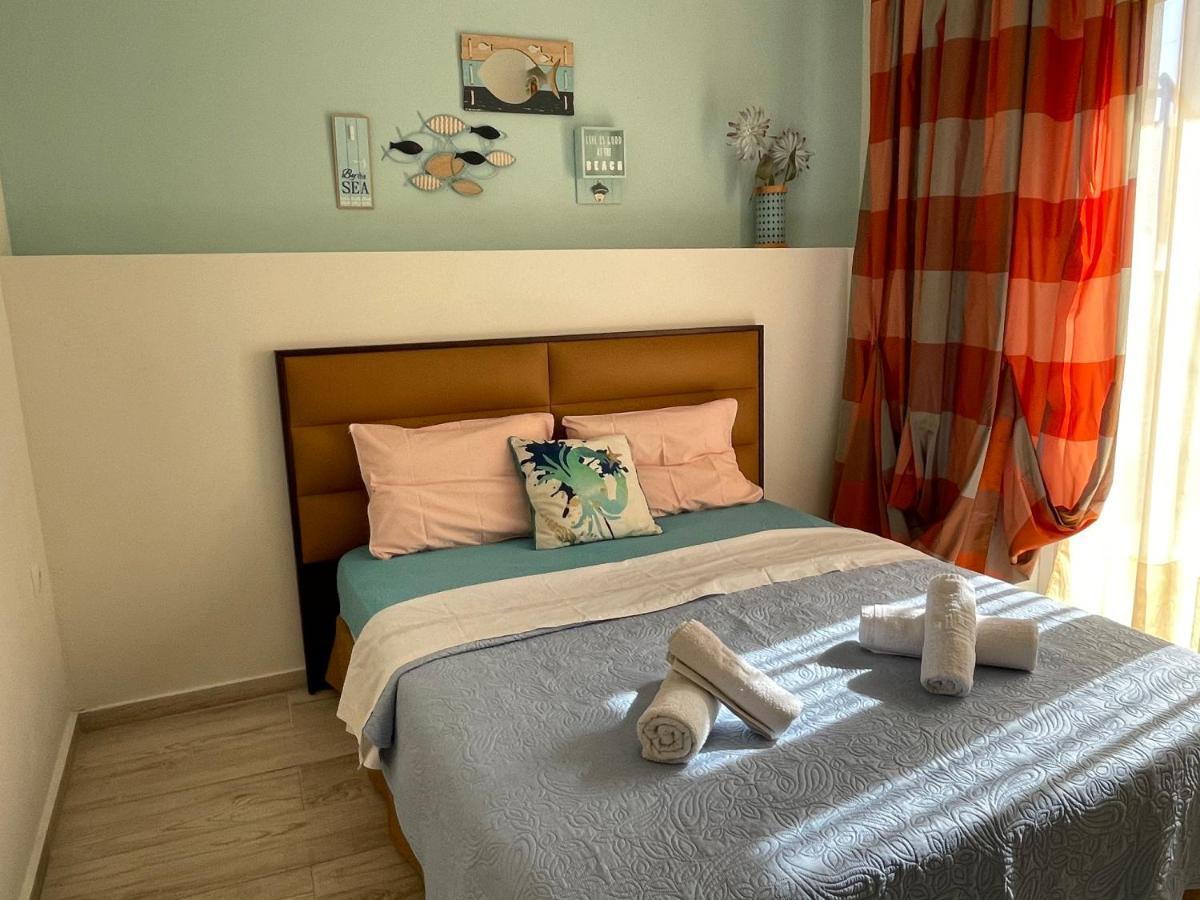 Apartment Number 10 *